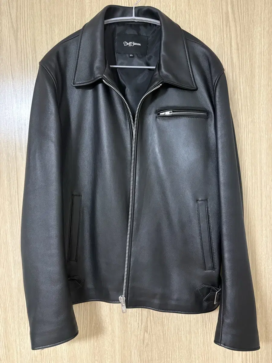 DOFFJASON | 도프제이슨 Doffjason Oversized Lambskin Single